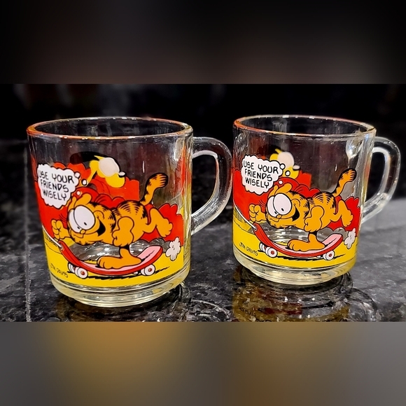 United Feature Syndicate, Inc. Other - Vintage 1978 Garfield & Odie Collectors Glass Mugs - Set of 2
